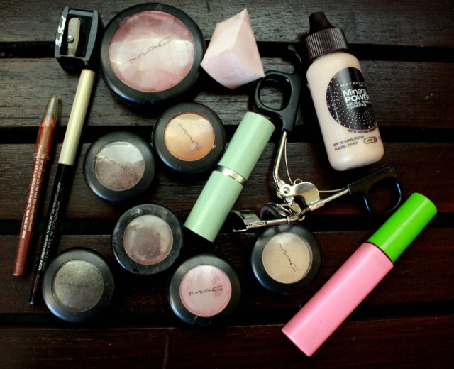 foundation, blush, eyeliners and lip liners paired with several pots of eye shadow