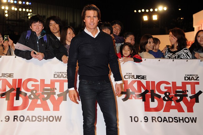 Tom Cruise, blue sweater, white oxford, blue jeans, Knight and Day premiere Japan