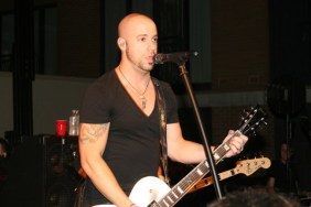 Chris Daughtry, black t-shirt, guitar