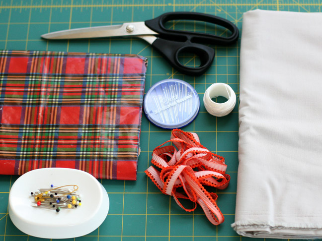 DIY Holiday Gift: Handmade Embroidered Baby Bib