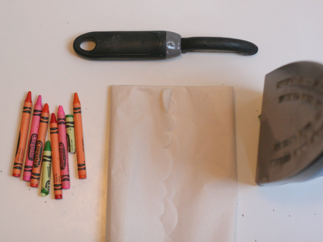 DIY Holiday: Crayon Chip Wrapping Paper