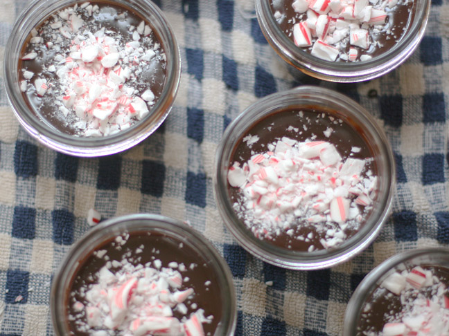 DIY Holiday: Peppermint Hot Fudge Neighbor Gifts