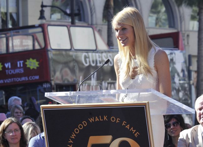 Gwyneth Paltrow white dress