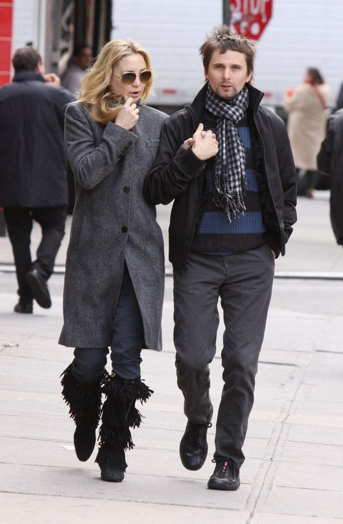 Kate Hudson, gray wool coat, black fringe boots, matthew bellamy, scarf, black jacket