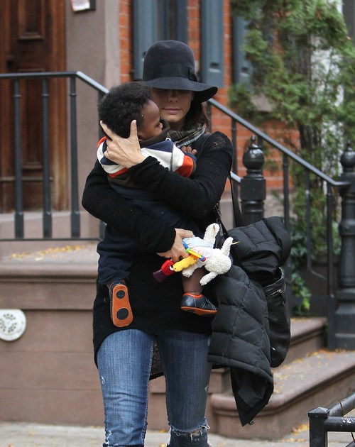 Sandra Bullock, black hat, Louis Bullock, 