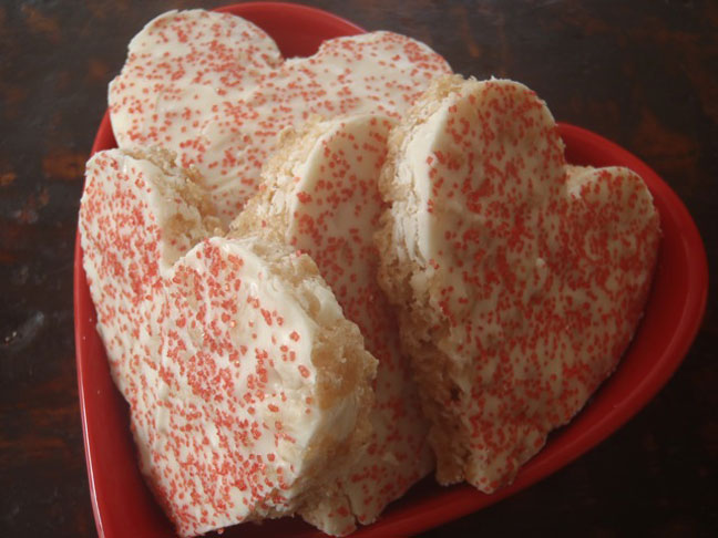 Krispy Valentine Hearts4