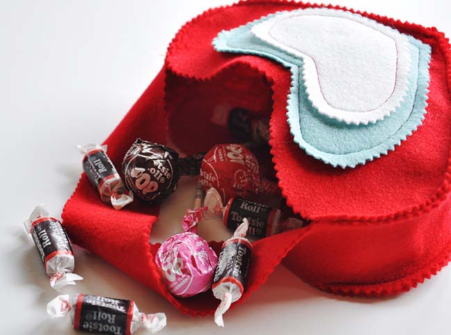 HEART BAG AND CANDY