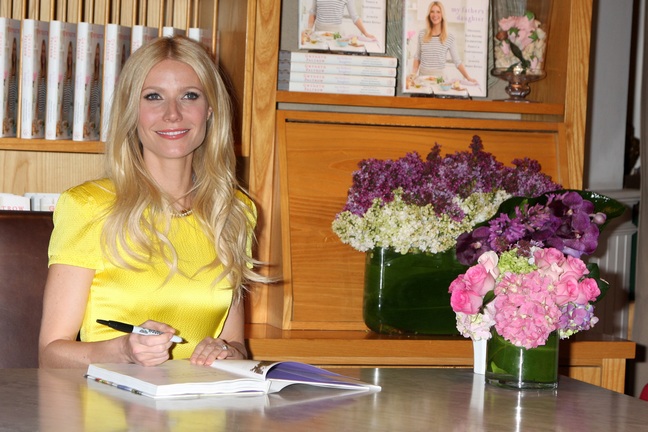 Gwyneth Paltrow yellow dress, book signing