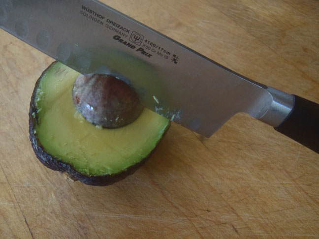 How to Cut an Avocado-2