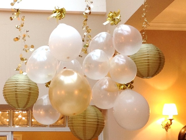 upside-down-balloons-party-6