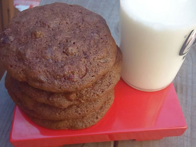 Chocolate cherry cookies1