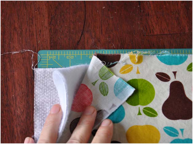 layering the fabrics for the DIY oven mitt