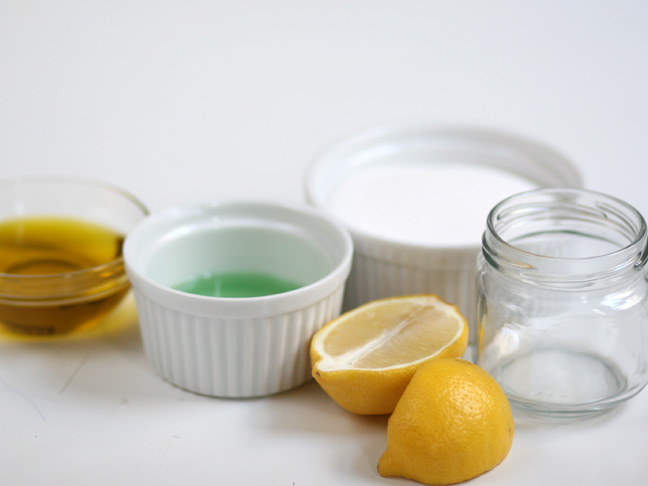 ramekin sugar lemon oil