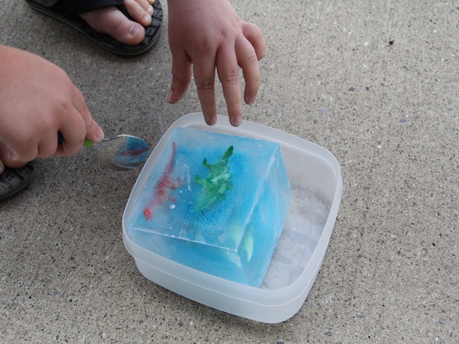 DIY: Icey Dino Dig