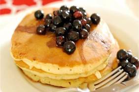 pancakes with blueberry syrup