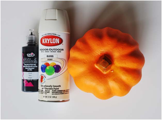 DIY Halloween Craft: Puffy Paint Pumpkin Supplies