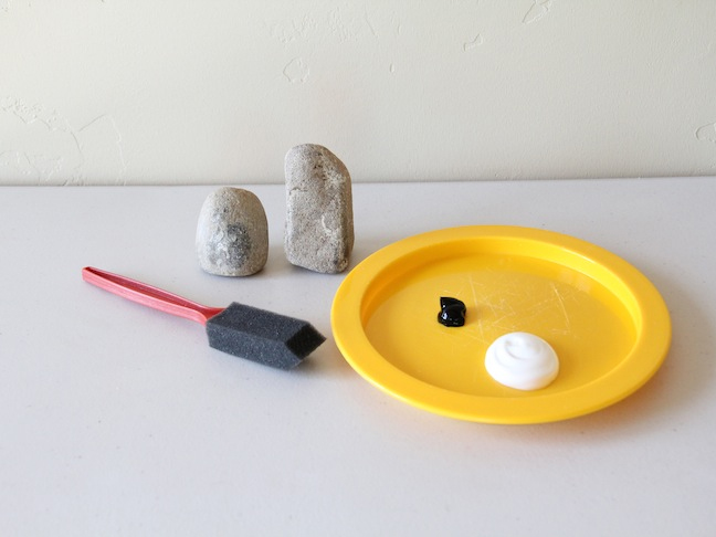 Rock Ghosts DIY Craft - Supplies