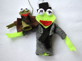 Kermit and Robin the Frog Ornament Craft