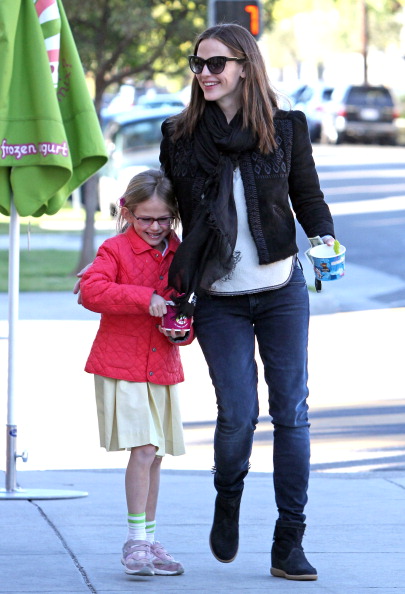 Jennifer Garner Celeb Mom