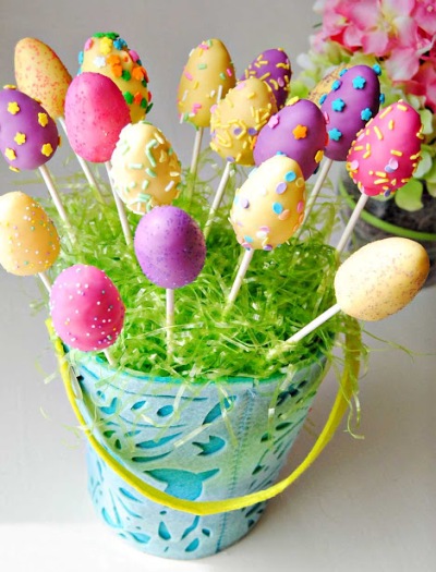 Easter Egg Cake Pops