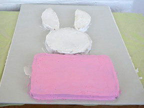 Easter Bunny Cake - Step 12