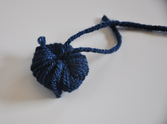 Pom Pom Necklace - Step 4