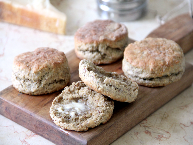 Parmesan Thyme Biscuits Recipe