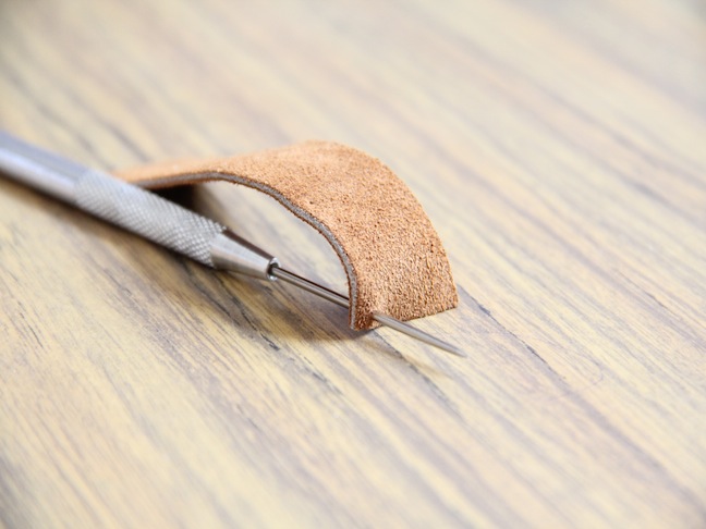 DIY: Leather Key Fob