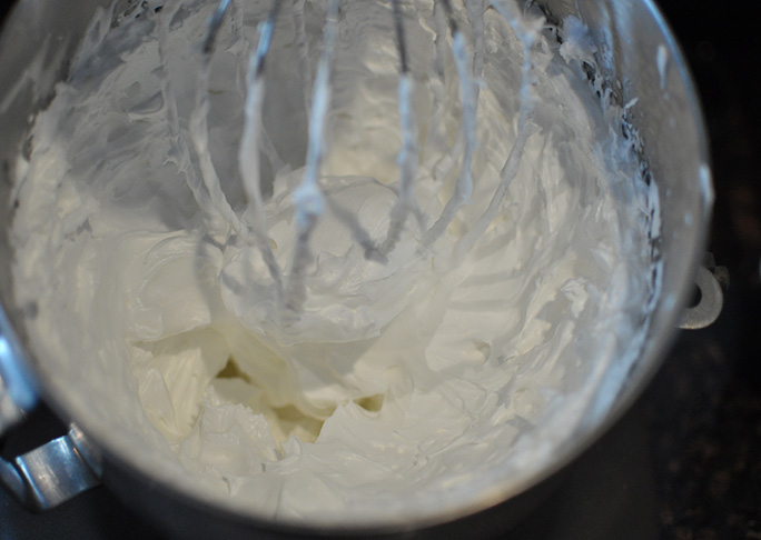 Marshmallow Frosting - Step 3