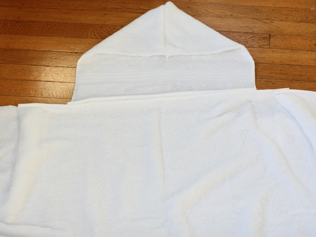 DIY Holiday Gift: Handmade Hooded Towel