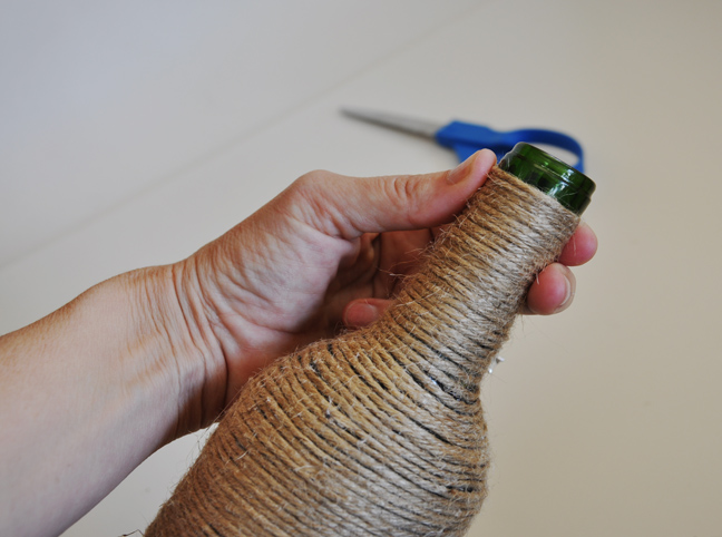 DIY: Jute Wrapped Bottles