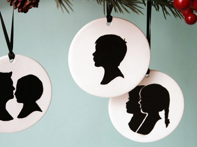 4sillhouette-ornaments