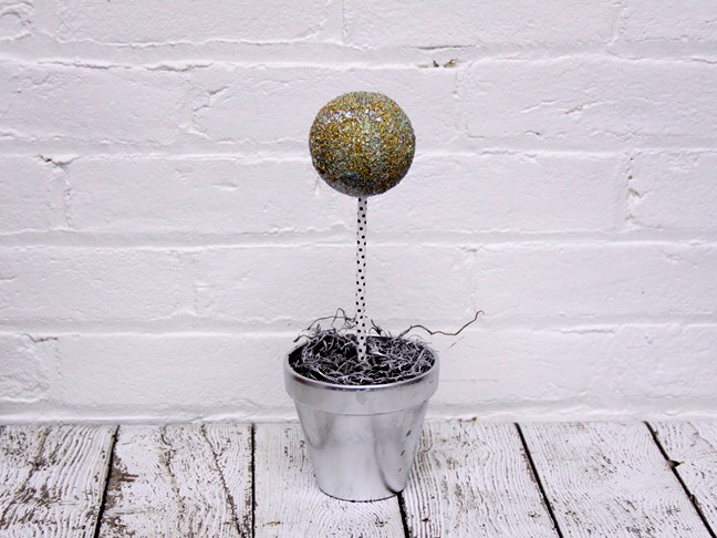 New Years topiary final