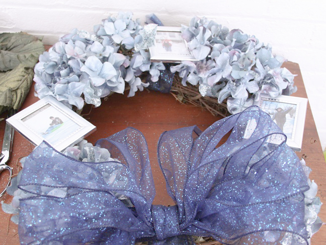 Photo_frame_wreath_step_12-13