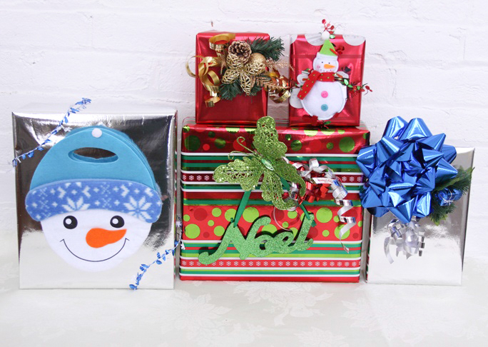 dollar_store_gift_wrap_ideas_final_2