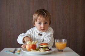 how to teach kids proper table manners