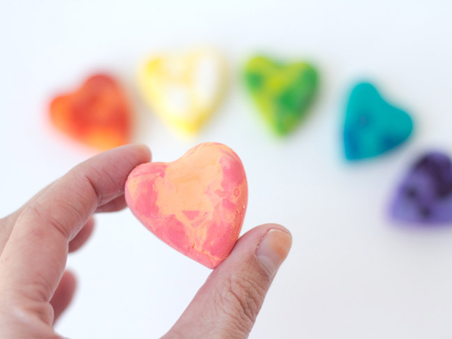 heart-crayons2