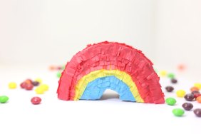 Mini Rainbow Piñata