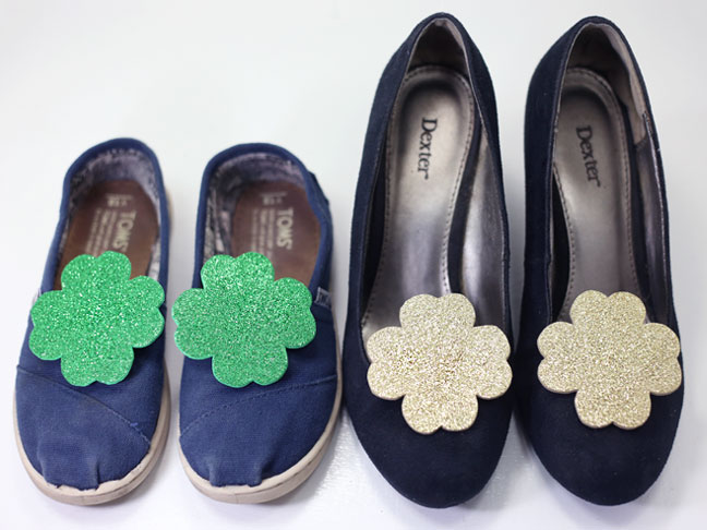 diy glitter shamrock shoe clips