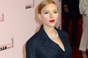 scarlett johansson pregnant