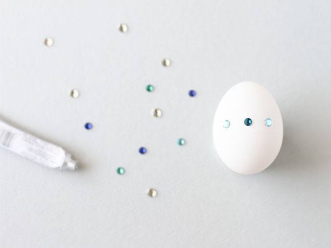 How To Make Bejeweled Easter Egg DIY