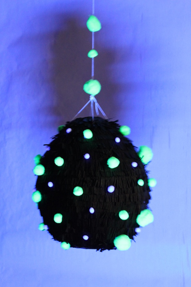 DIY Glow in the dark piÃ±ata Kelly Ladd Sanchez Momtastic