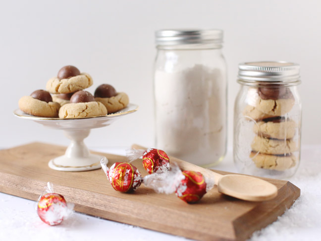 Christmas Truffle Cookies with Lindt LINDOR Milk Truffles