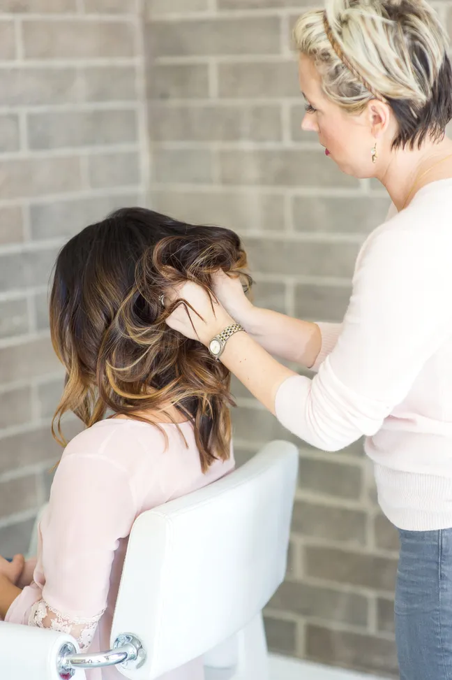 scrunching hair long bob