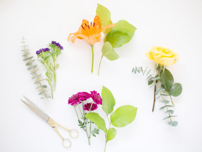 flowers-greenery-gold-scissors