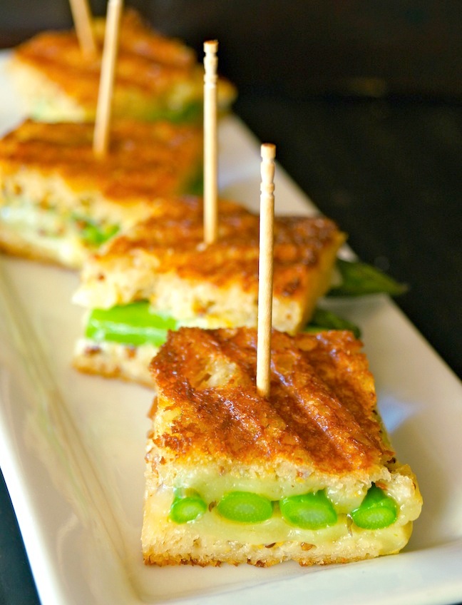 sandwich-grilled cheese-asparagus-white-plate-dish
