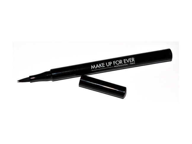 make-up-for-ever-graphic-liner-high-precision-pen