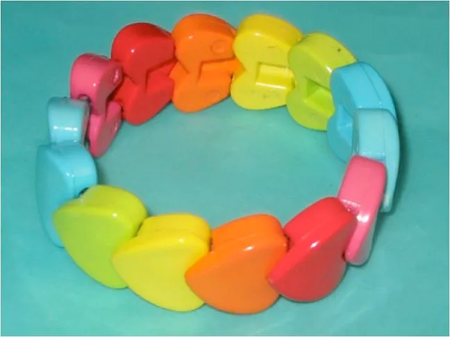 plastic 80s heart bracelet