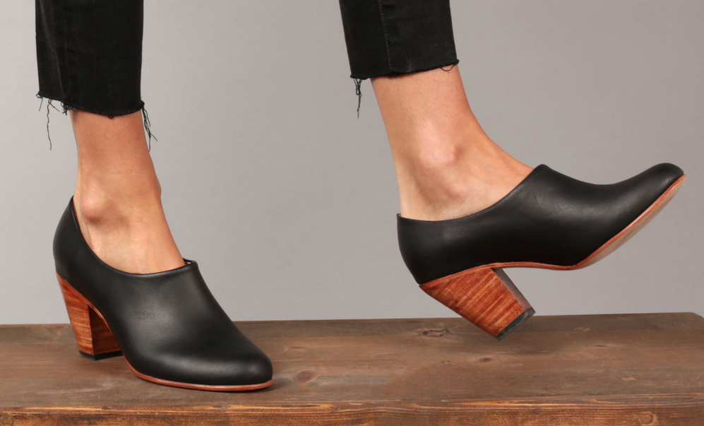 Nisolo shoes booties in black with wood heel