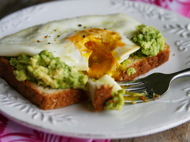 Avocado Toast With Egg